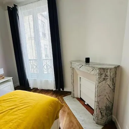 Lovely Parisian * Paris